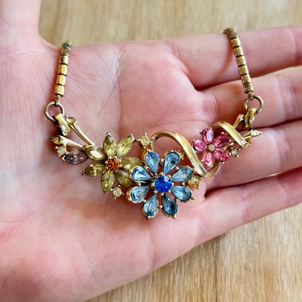 VTG Flower Necklace Coro Signed Crystal Rhinestone Choker Gold Tone Pastels 60s
